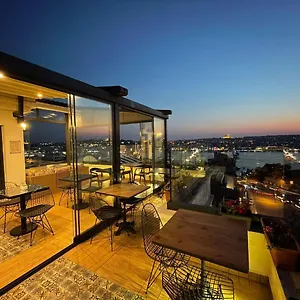 https://art-nouveau-pera.istanbul-turkeyhotels.com